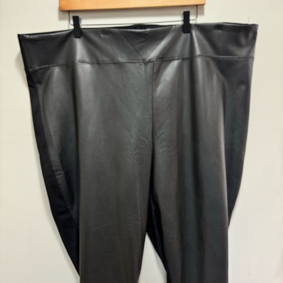 Pennington's In Every Story Black Faux Panel Front Leggings Size 4x - Picture 3 of 9